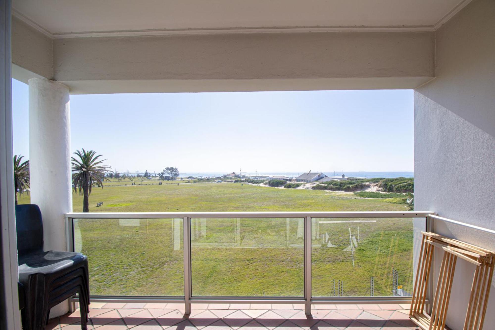 Modern Seaview Apartment Порт-Элизабет Экстерьер фото